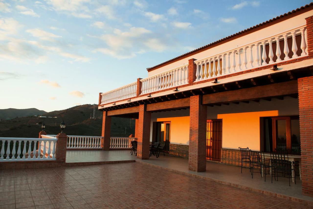 Villa El Palomar Azul With Pool And Sea View